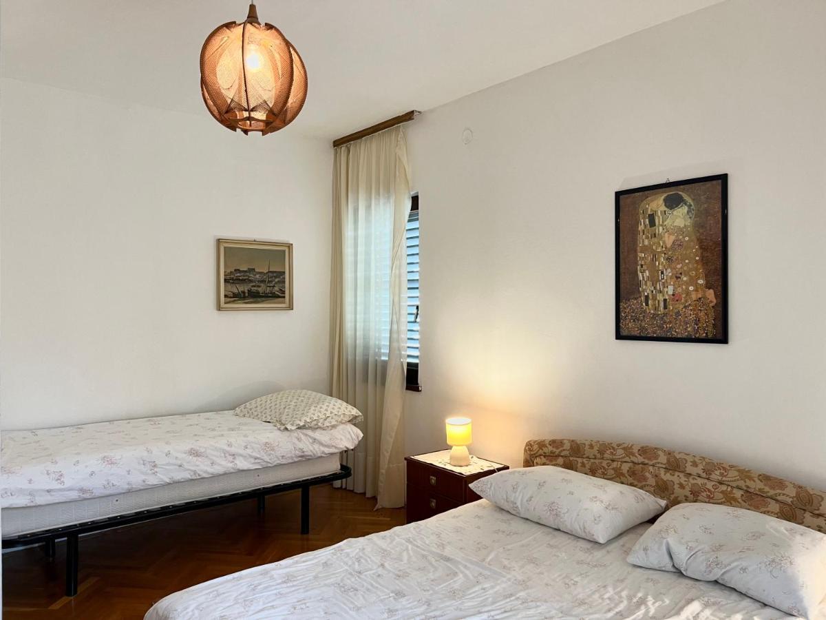 Apartmani Rosa Turanj Exteriör bild